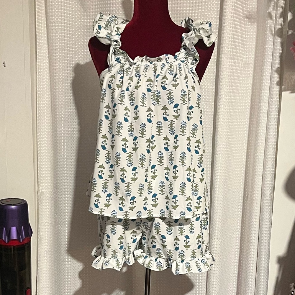 New Women’s White Floral 2PC PJ Set (M)